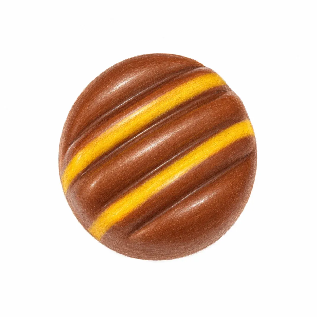 Praline artisanale ronde en chocolat au lait, décorée de lignes jaunes, garnie d’une ganache à la banane.